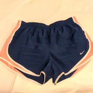 Nike Tempo running shorts size large